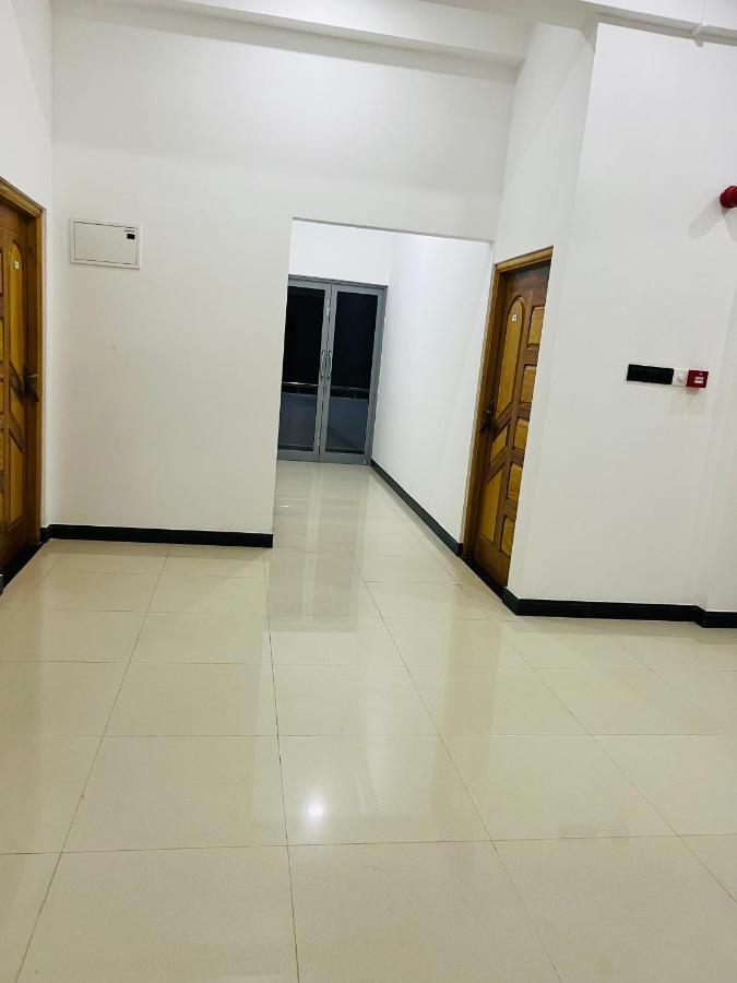 Sp Tourist Hotel Jaffna Exterior photo